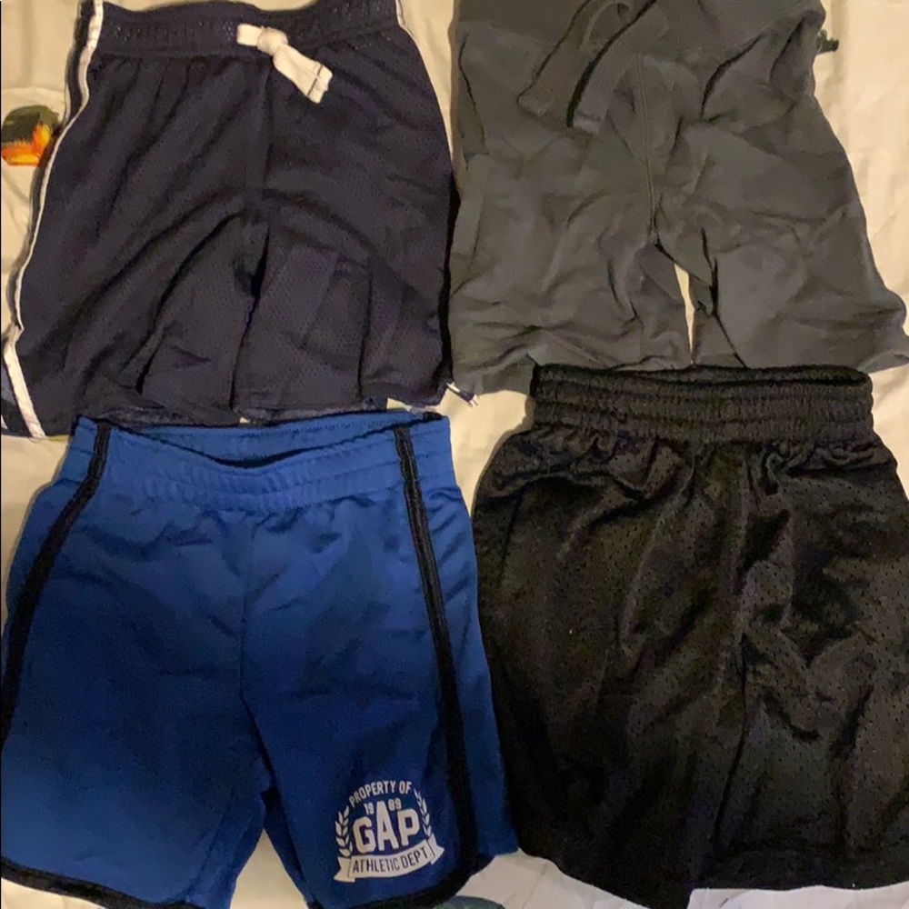 Lot of 4 boys shorts size 3